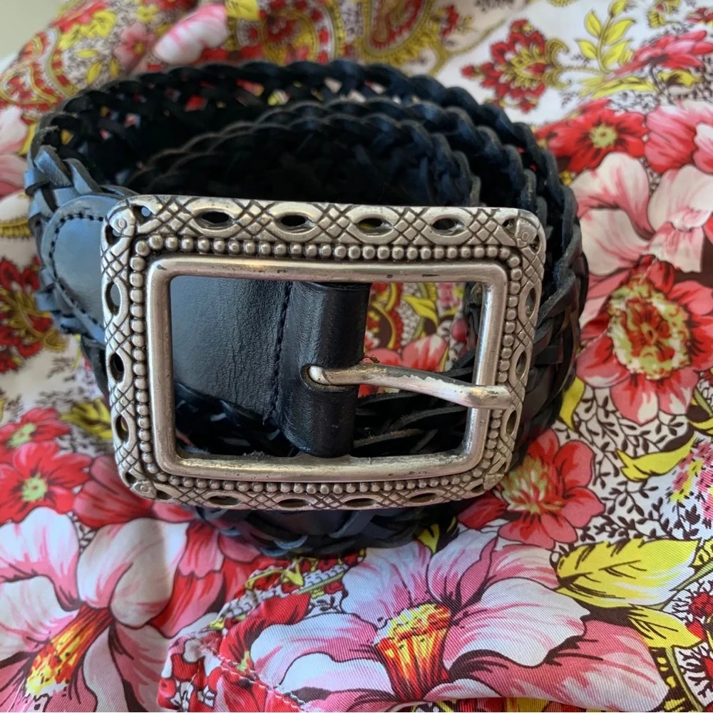 VINTAGE BLACK LEATHER BRAIDED BELT WITH SILVER RECTANGULAR BUCKLE SIZE LARGE